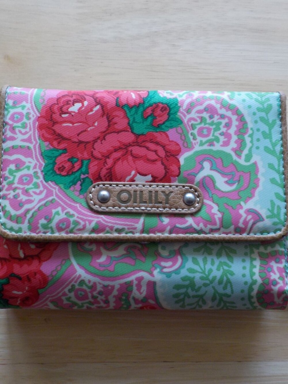 Oilily Wallet - Pink Green Flower Compartments Pockets Snap Zip (2624)